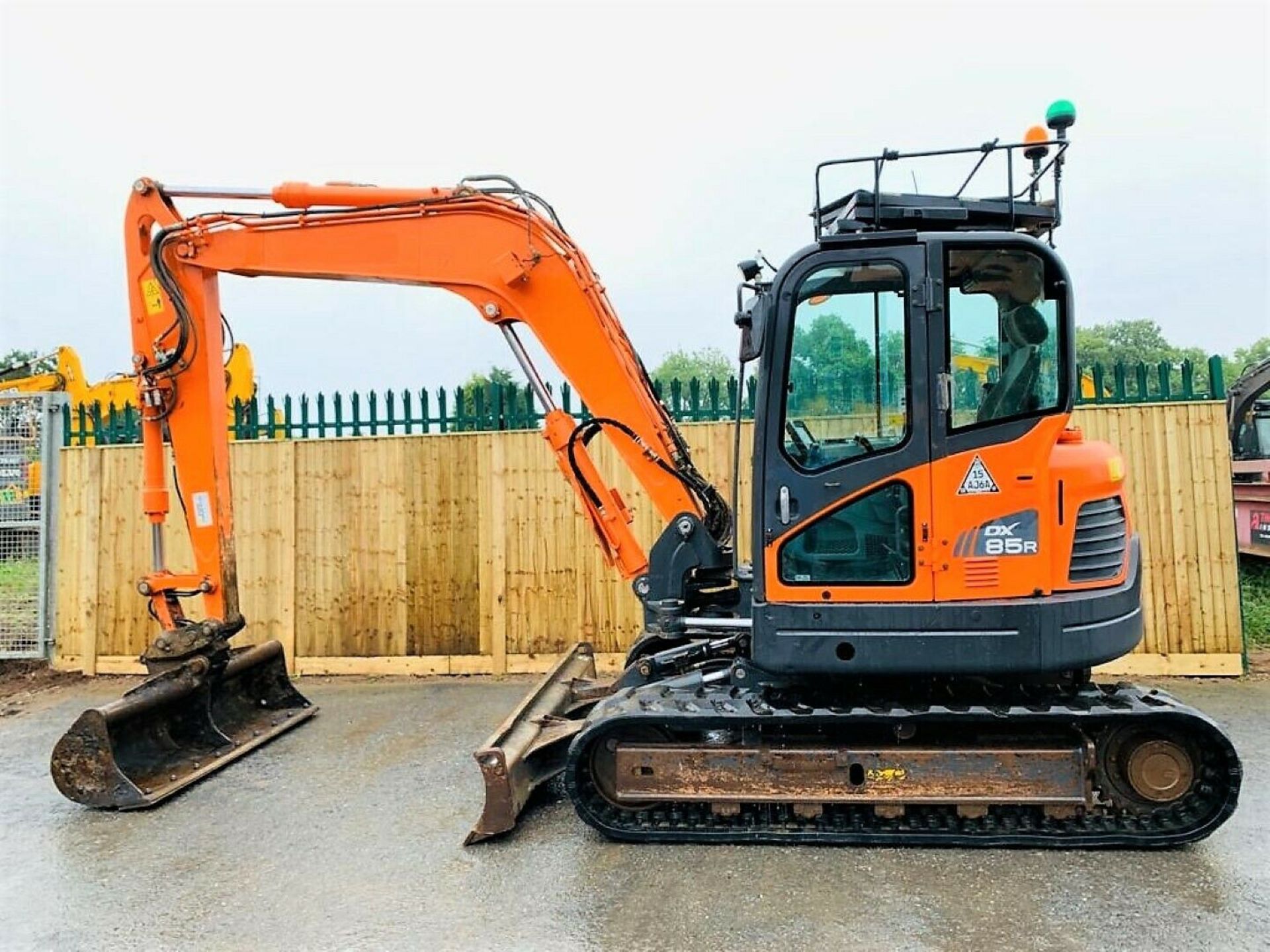 Doosan DX85R Excavator 2014 - Image 12 of 12