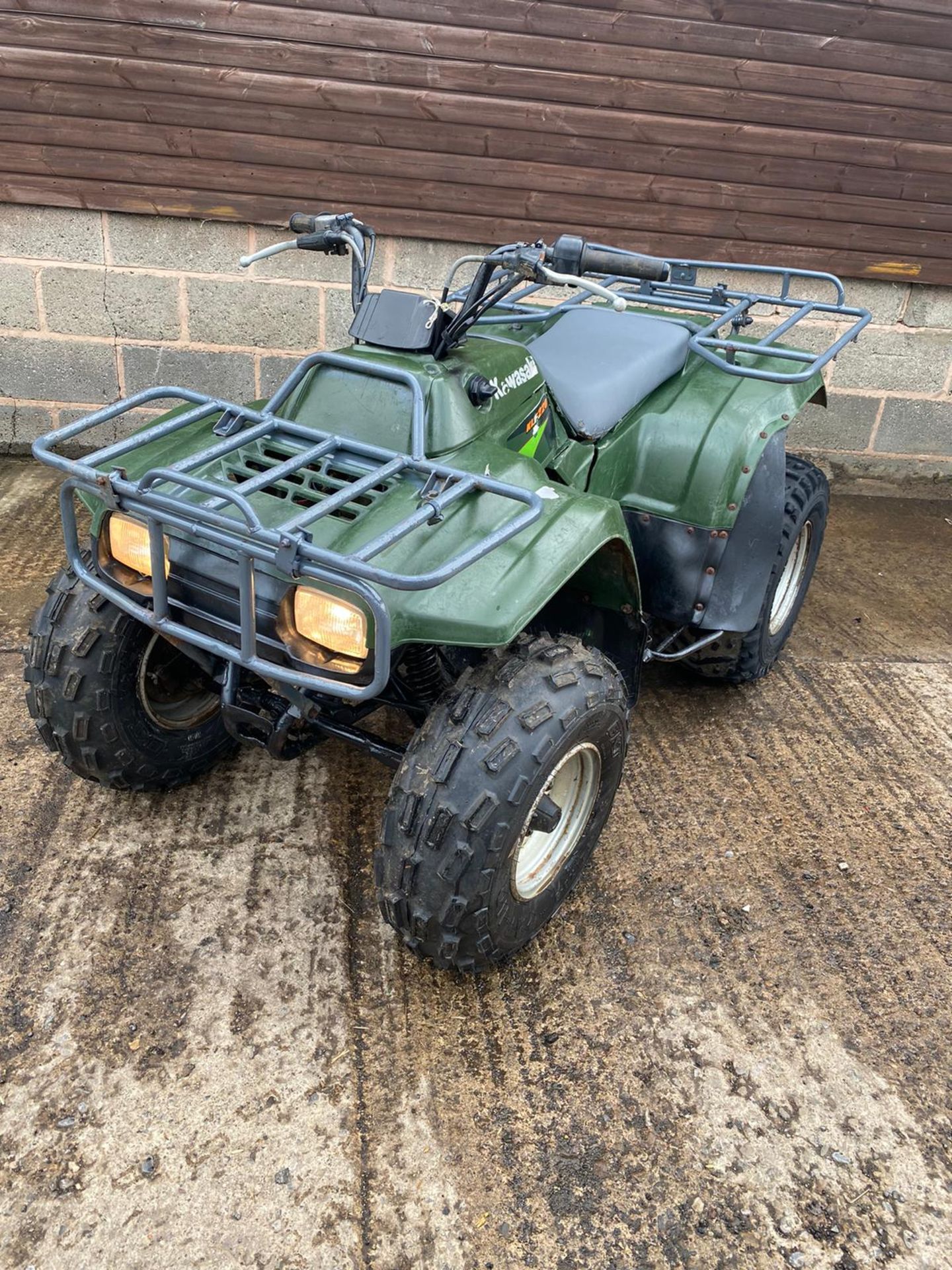 Kawasaki KLF220 Farm Quad 2000 - Image 4 of 9