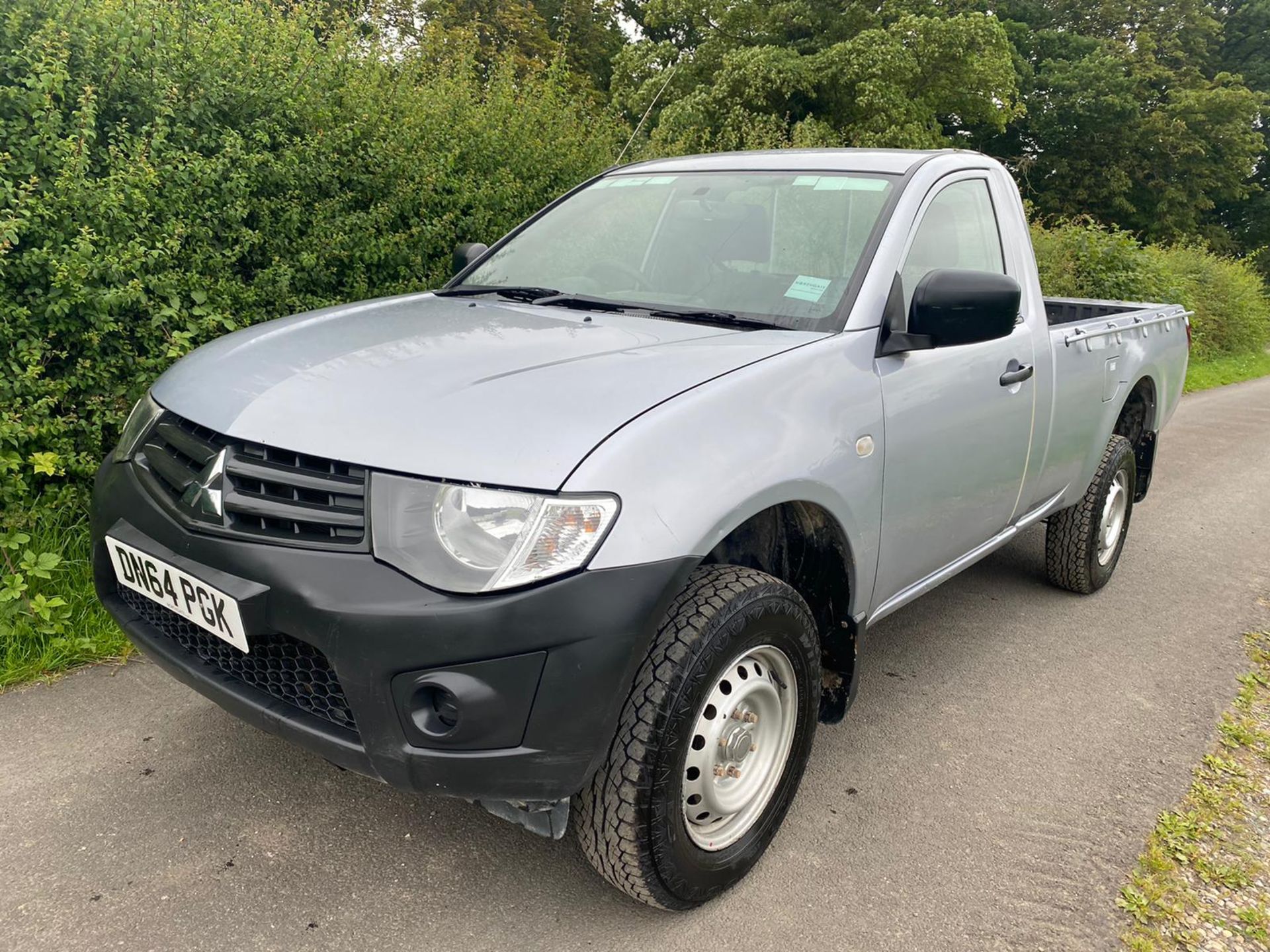 Mitsubishi L200 4 Work 2014 (64) - Image 3 of 11