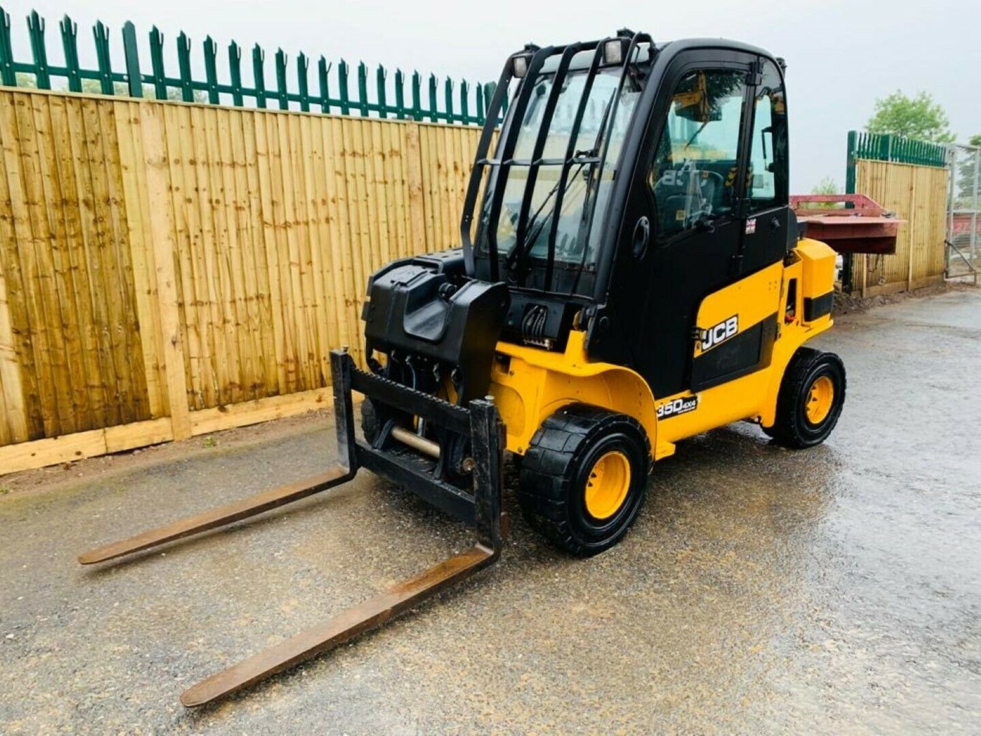 JCB TLT35D 4x4 Wastemaster 2011 - Image 3 of 11