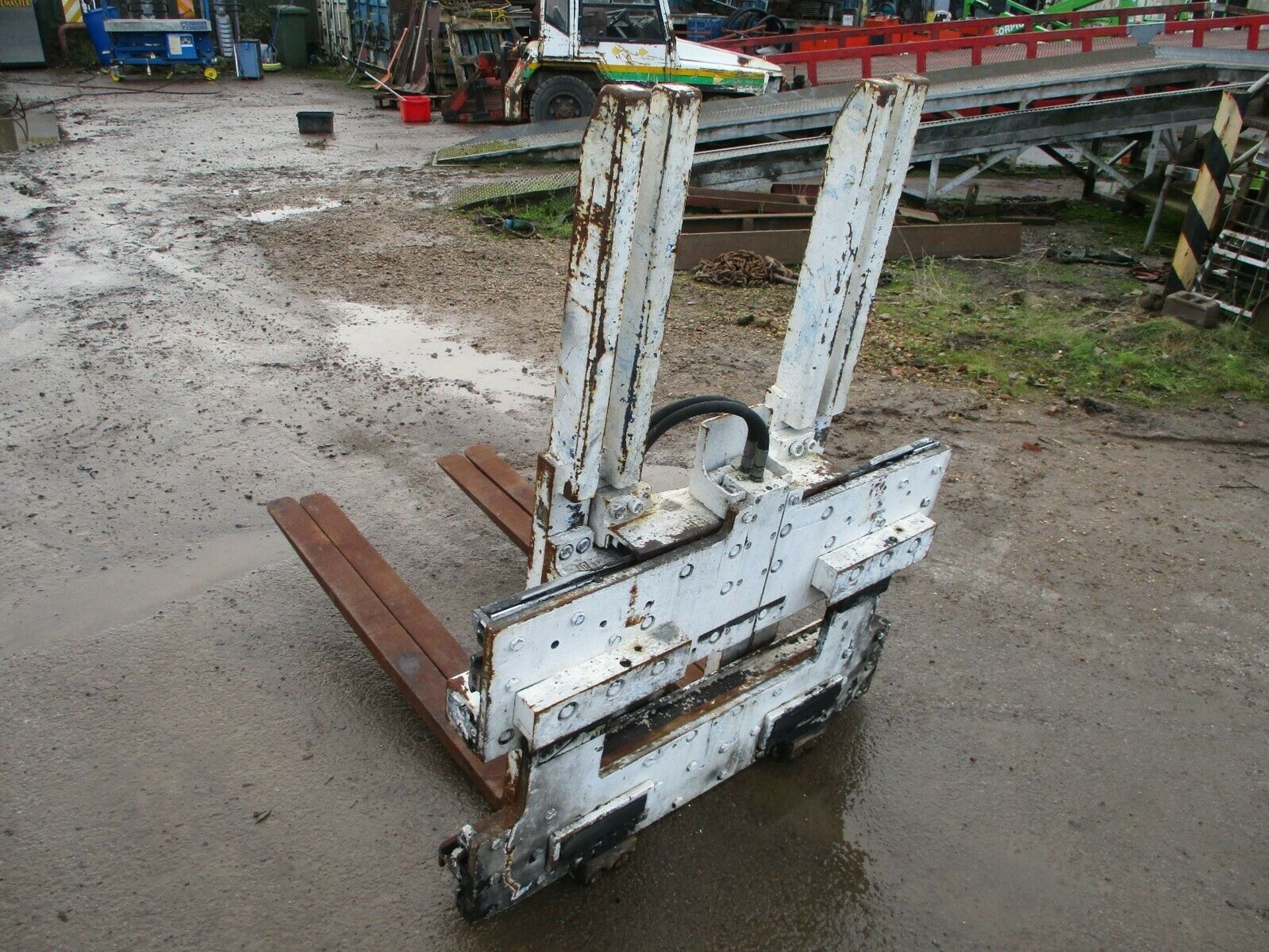 Cascade Multi Pallet Lifter - Image 4 of 6