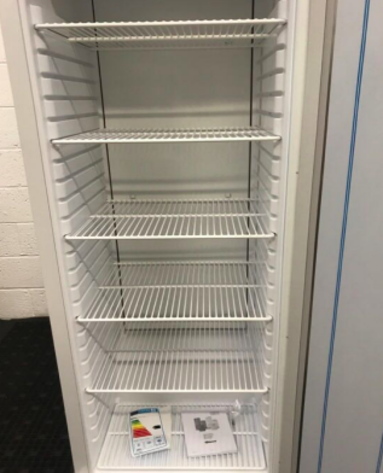 Compact refrigerator K 410 LG C 6W - Image 2 of 11