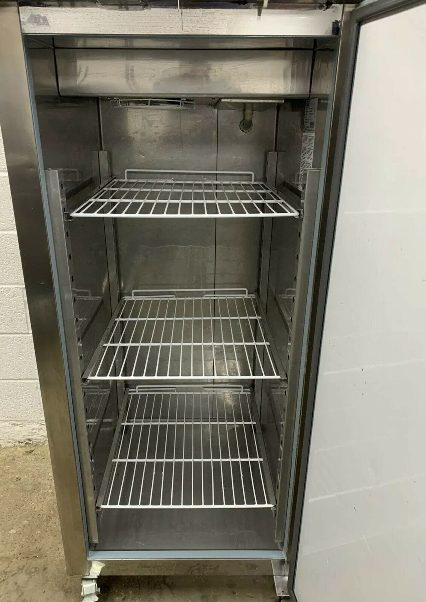 Polar U633 Single Door Freezer - Image 3 of 6