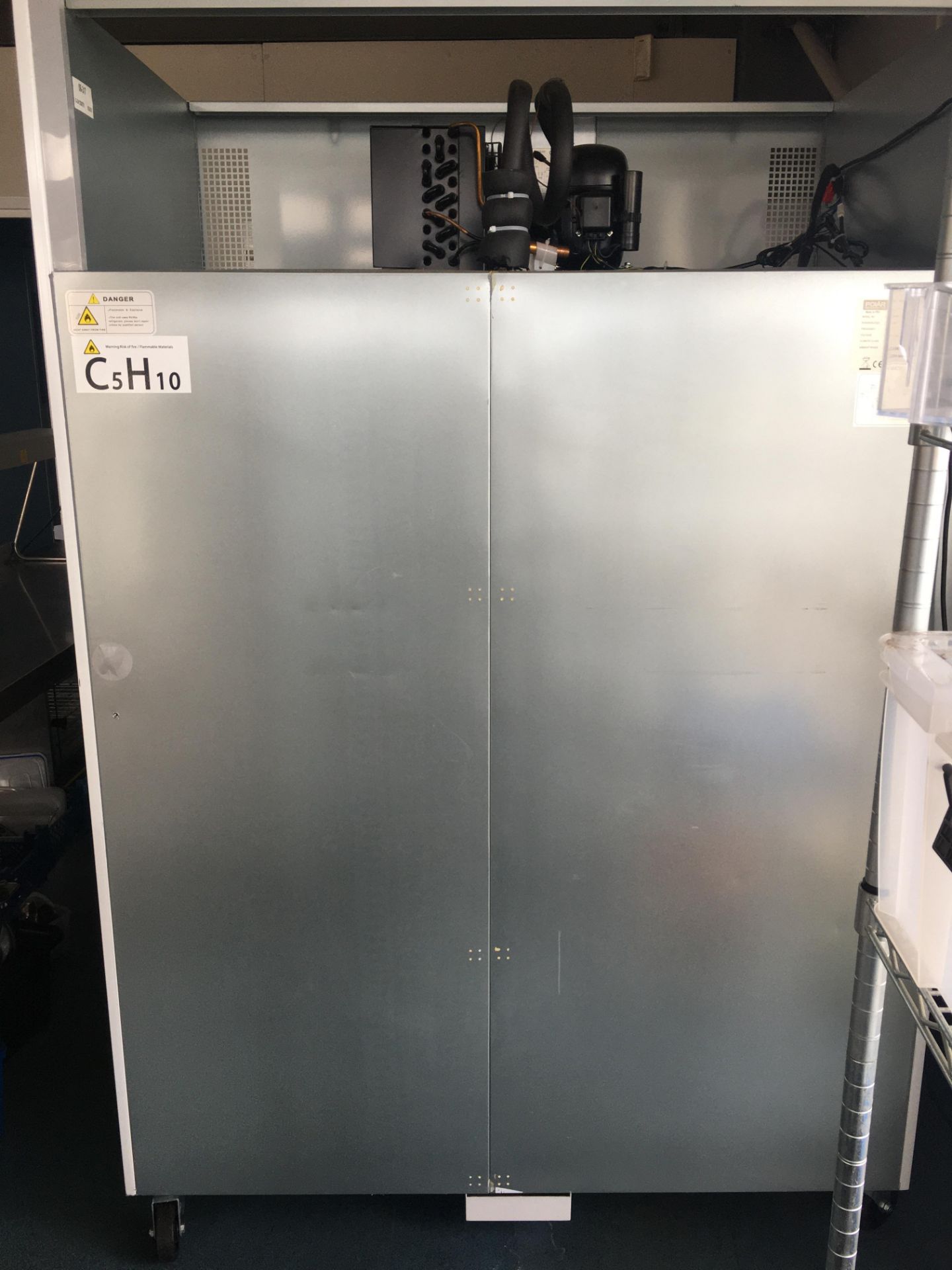 Polar CD616 1200 Ltr Upright Freezer - Image 6 of 8