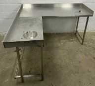 Stainless Steel Corner Preparation With Handwash Sink