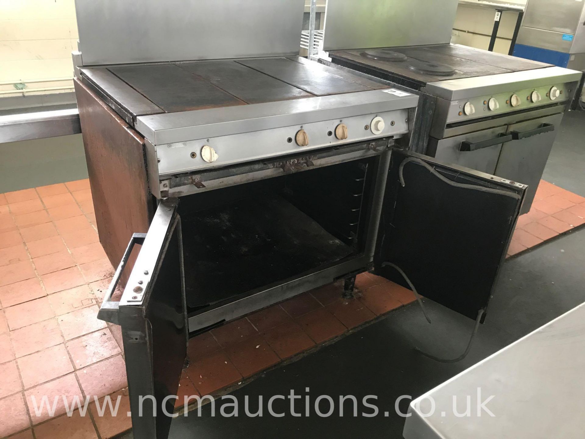 Falcon Dominator Oven with Three Hot Plates - Image 3 of 3