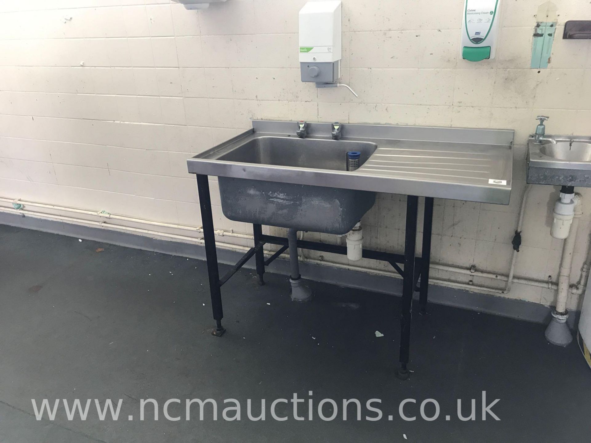 Large Single Stainless Steel Sink Unit