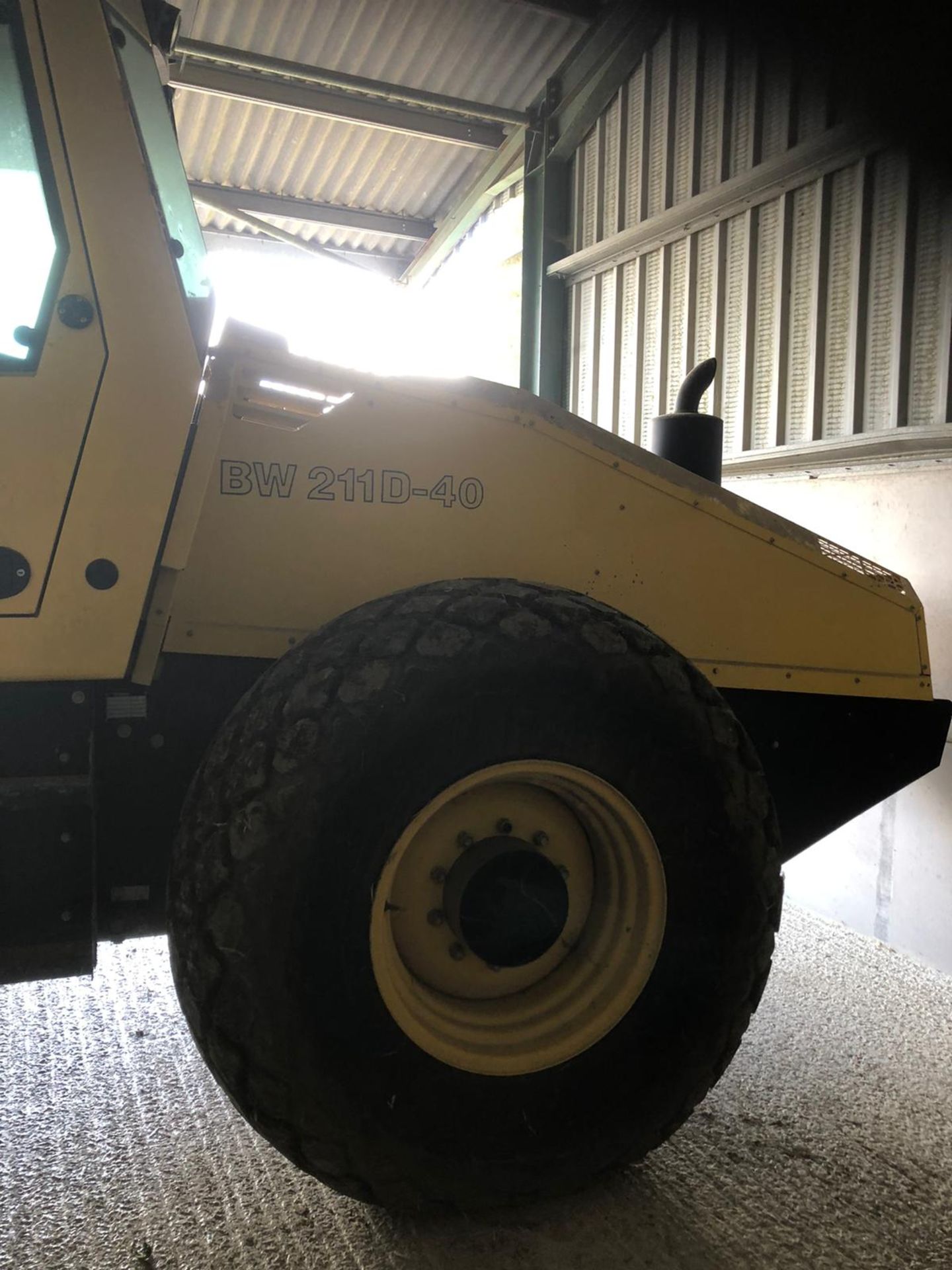Bomag Single Drum Roller BW 211 D-40 2012 - Image 8 of 9