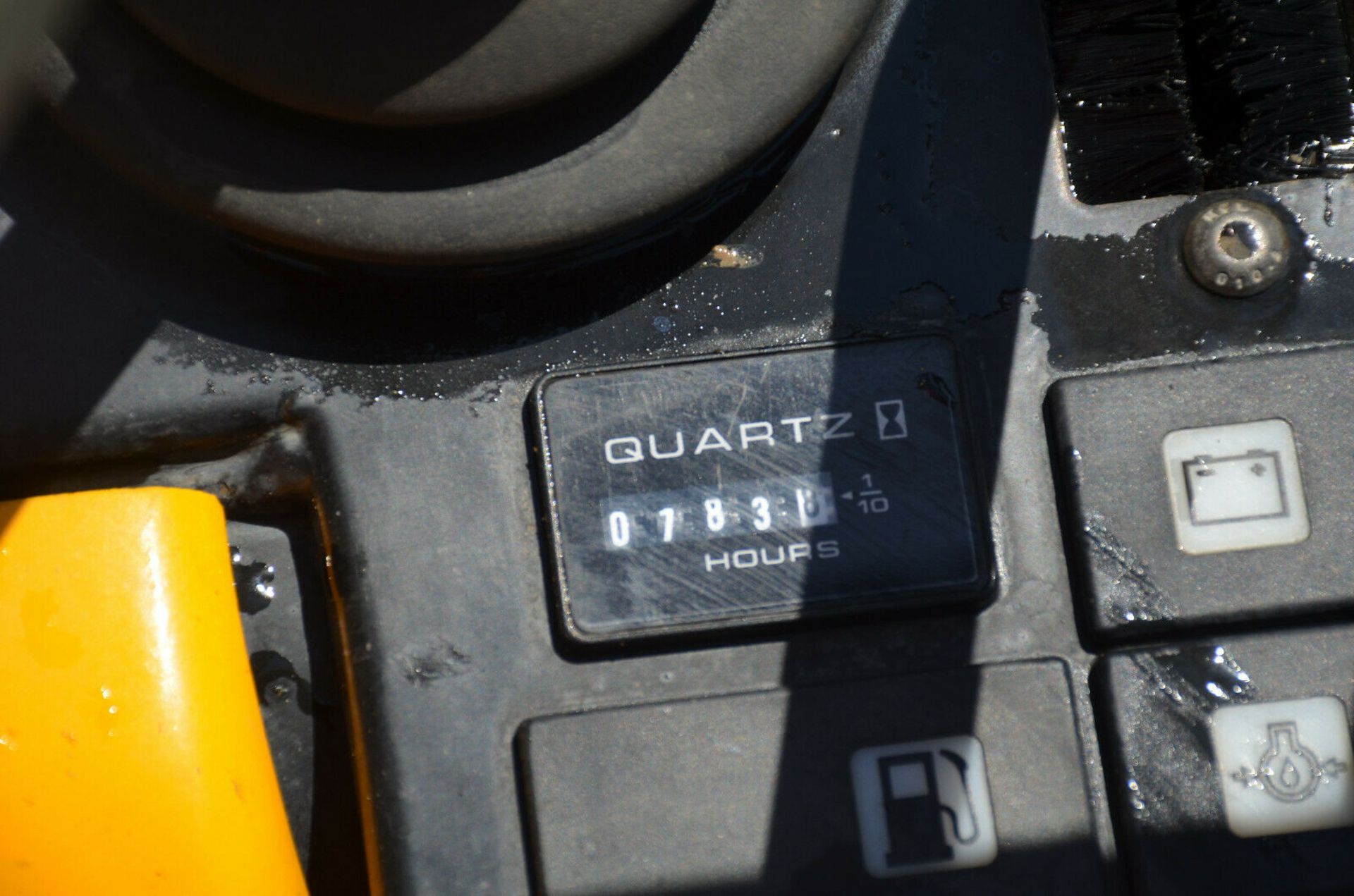 JCB 8008 CTS Micro Excavator 2017 - Image 6 of 12