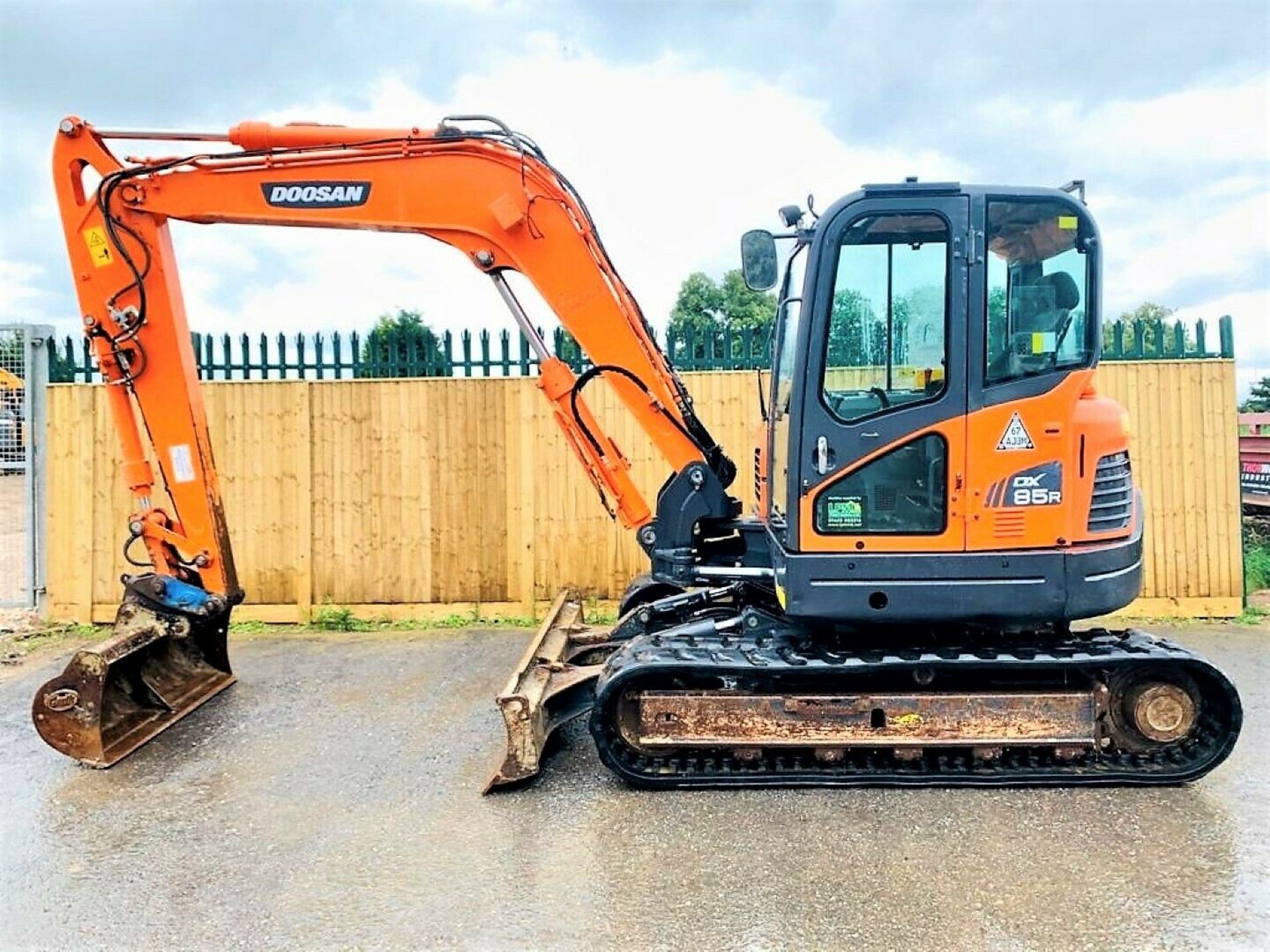 Doosan DX85R Excavator 2014 - Image 12 of 12