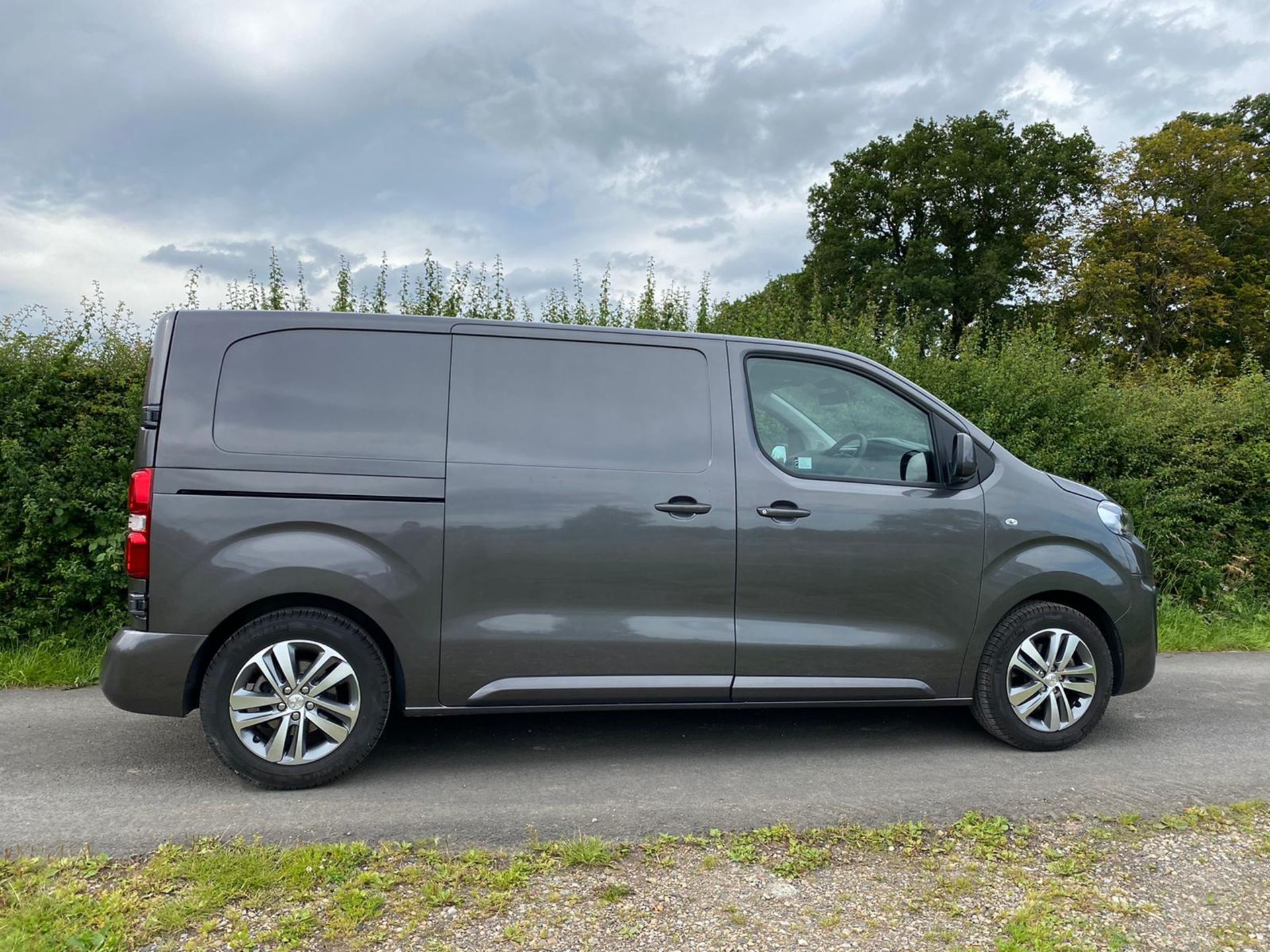 2020 Peugeut Expert Professional L1 BL Van - Image 5 of 17