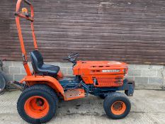 Kubota B6200 Compact Tractor 4WD