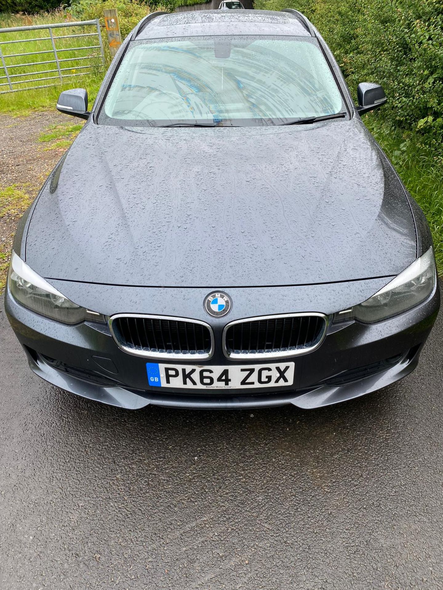 BMW 320D Touring Estate - Image 6 of 14