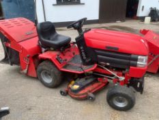 Westwood S1400 Petrol Ride On Mower