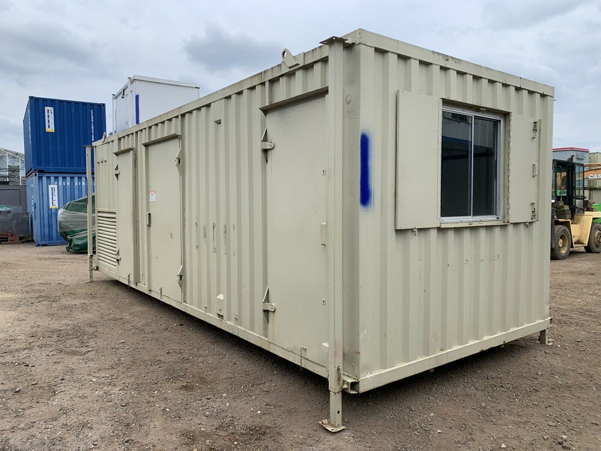 Anti Vandal Steel Welfare Unit Complete With Generator 24ft x 9ft - Image 11 of 11