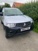 Mitsubishi L200 4 Work 2014 (64)