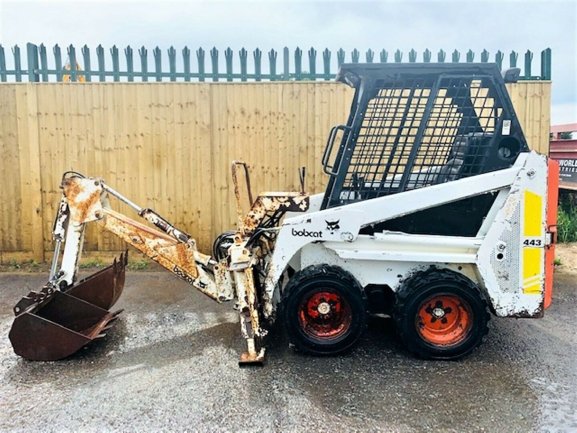 Bobcat 443 Skidsteer 2001 - Image 12 of 12