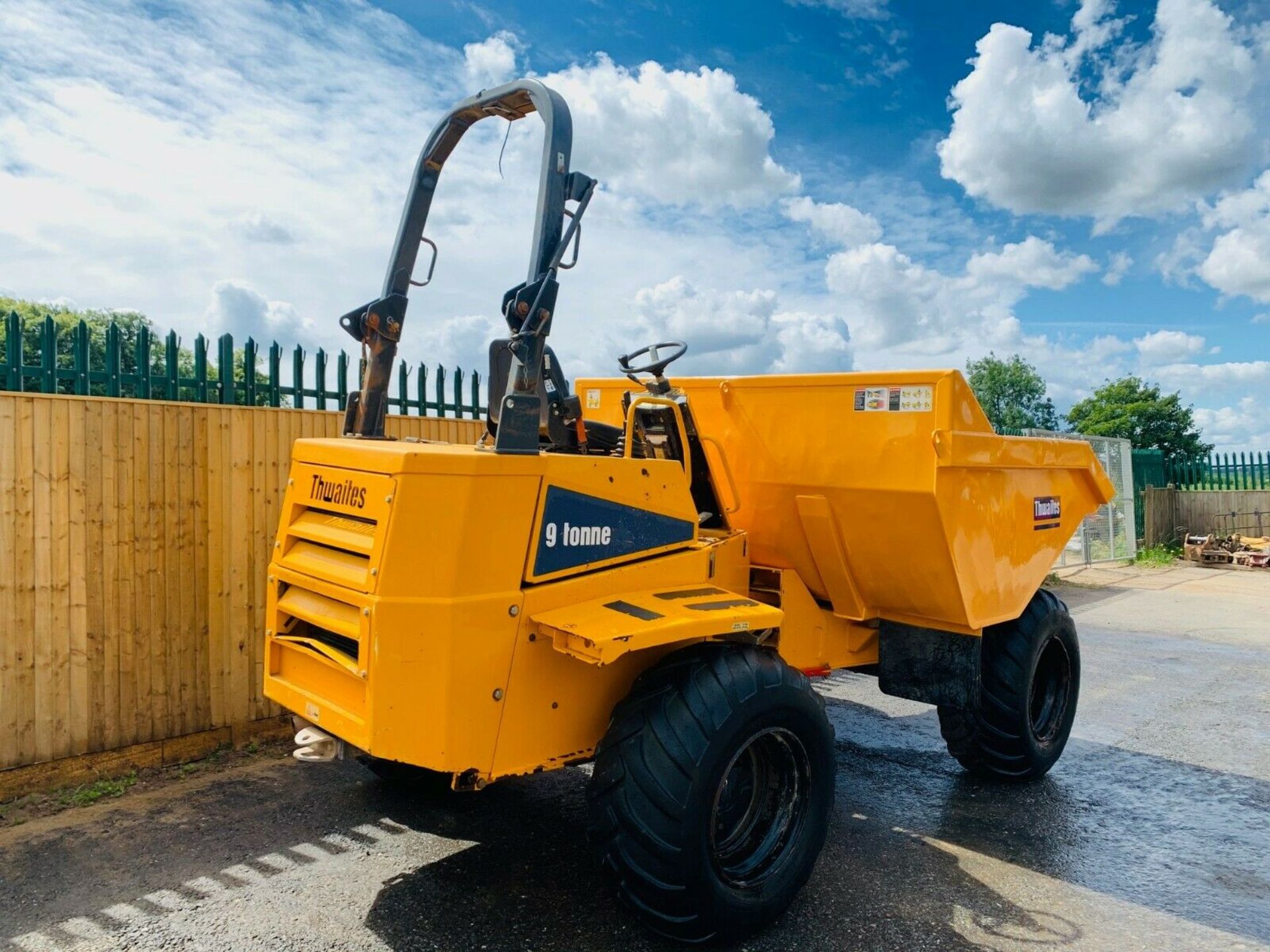 Thwaites Mach 690 9 Tonne Straight Tip Dumper 2015 - Image 4 of 12