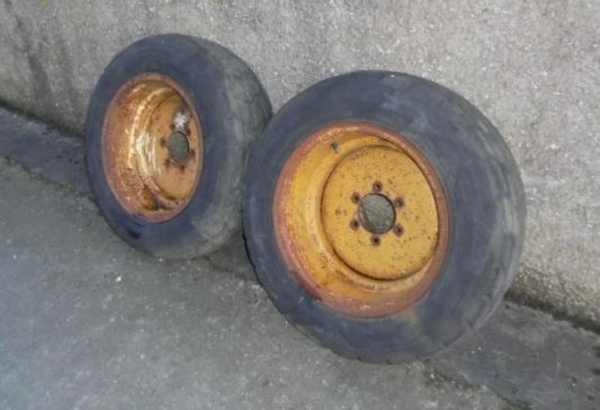 Heavy Duty Tractor Front Wheels