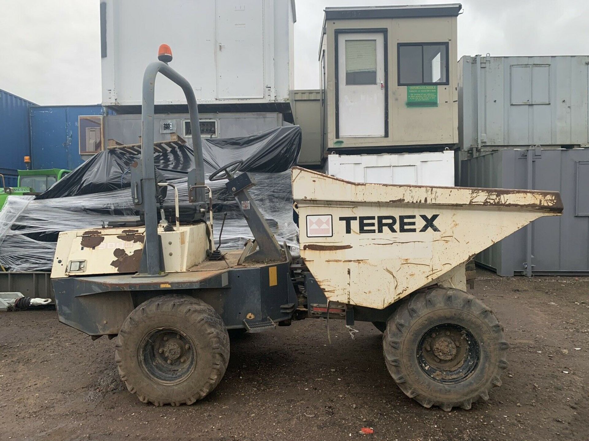 Terex 3 Tonne Straight Tip Dumper - Image 2 of 4