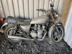 Kawasaki SR650 Motorbike