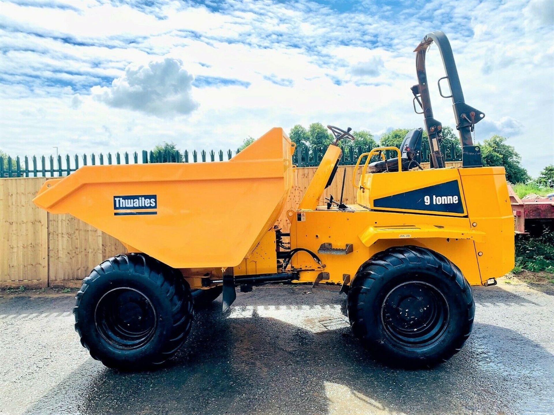 Thwaites Mach 690 9 Tonne Straight Tip Dumper 2015 - Image 11 of 12