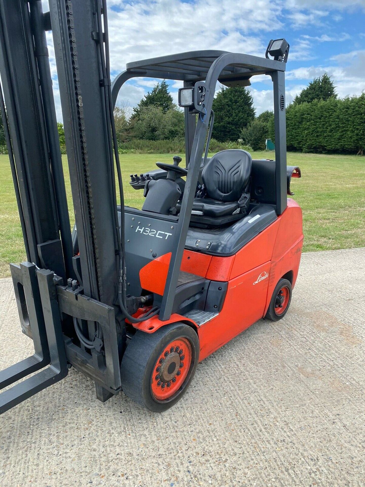 Linde H32 gas Forklift - Image 2 of 5