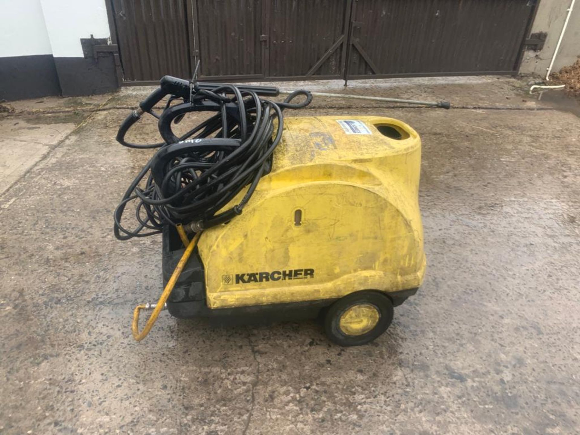 Karcher Hot and Cold Diesel Power Washer - Image 3 of 5