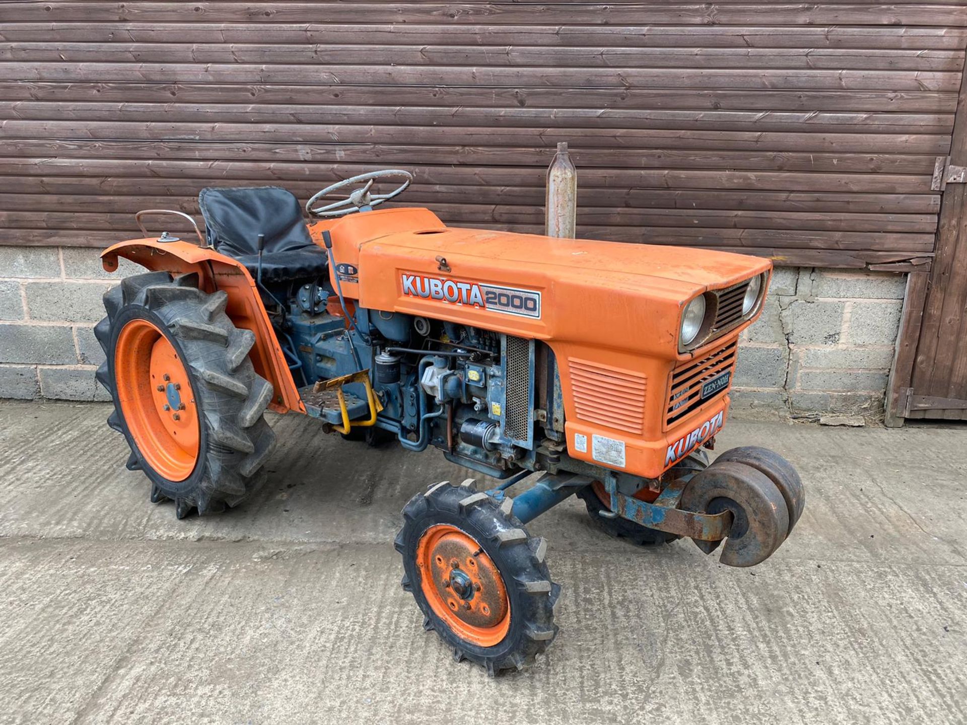 Kubota ZL2000 Compact Tractor