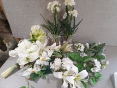 Sample selection of Artificial white flowers - 12 stems in total - Unused