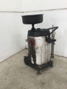 Oil collection drum With pump