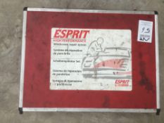 Esprit windscreen repair system