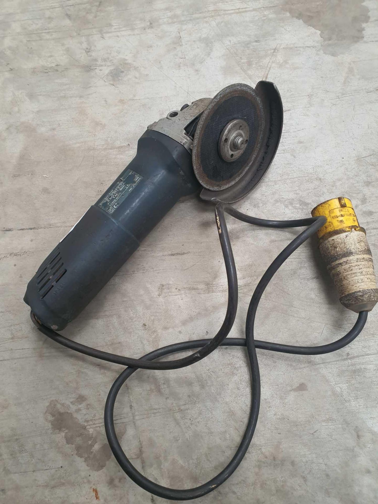 Bosch gws 9-125 grinder - Image 2 of 2