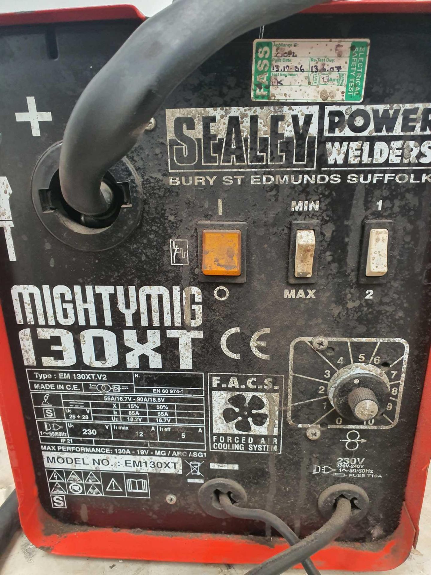 Mighty mig 130xt welder - Image 2 of 3