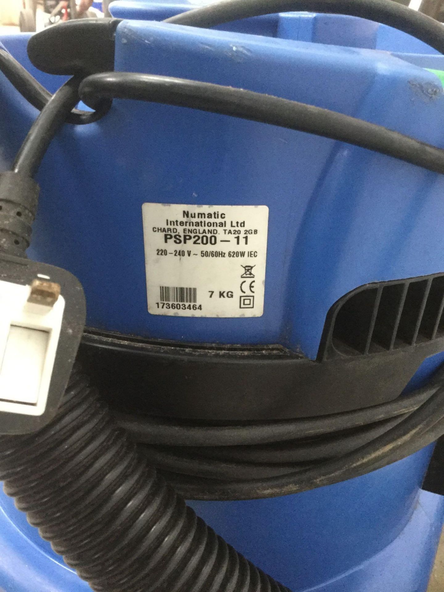 Numatic tub Vacuum cleaner 240 volts - Image 2 of 2