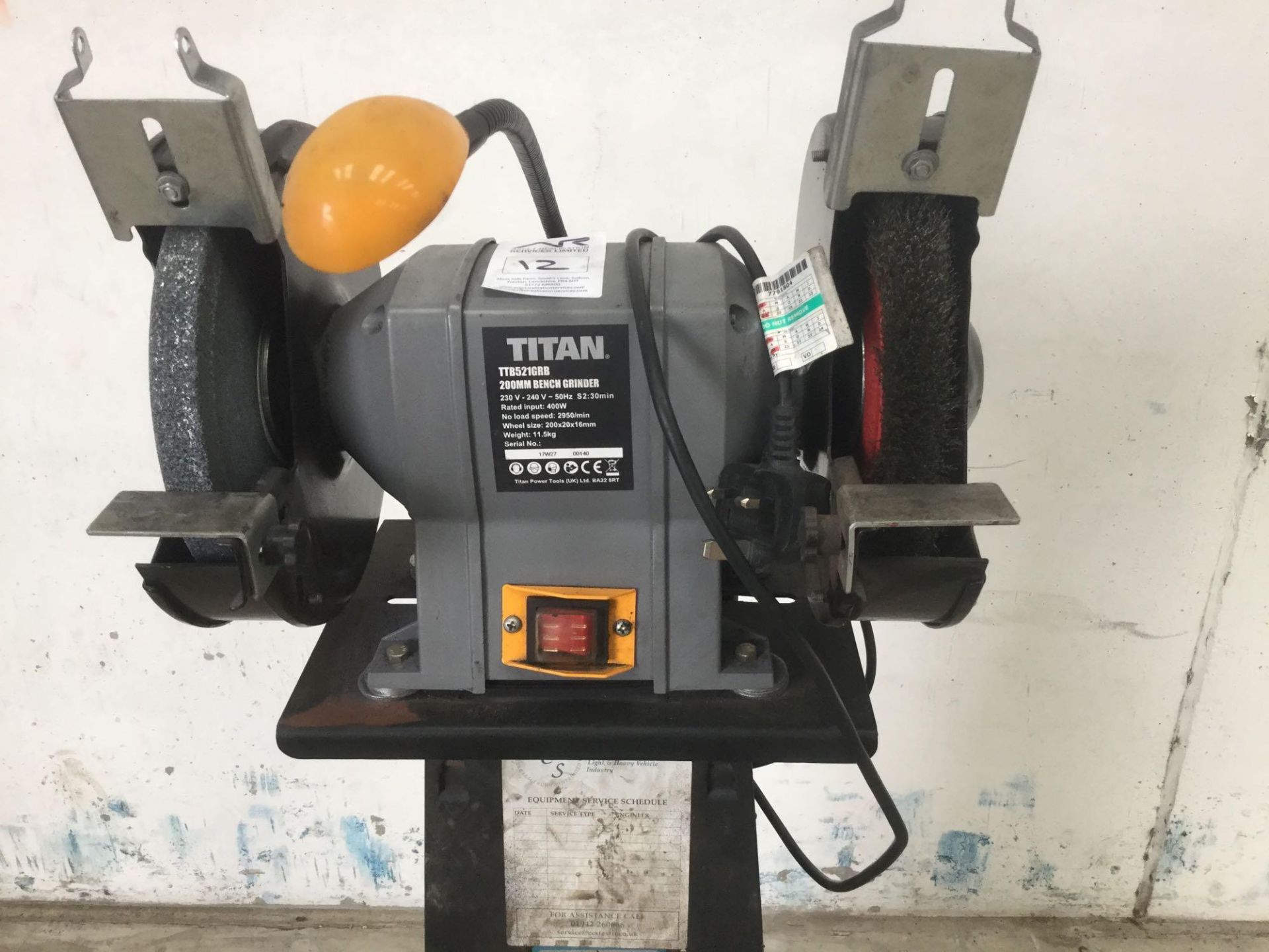 Titan 200mm bench grinder - Image 2 of 3