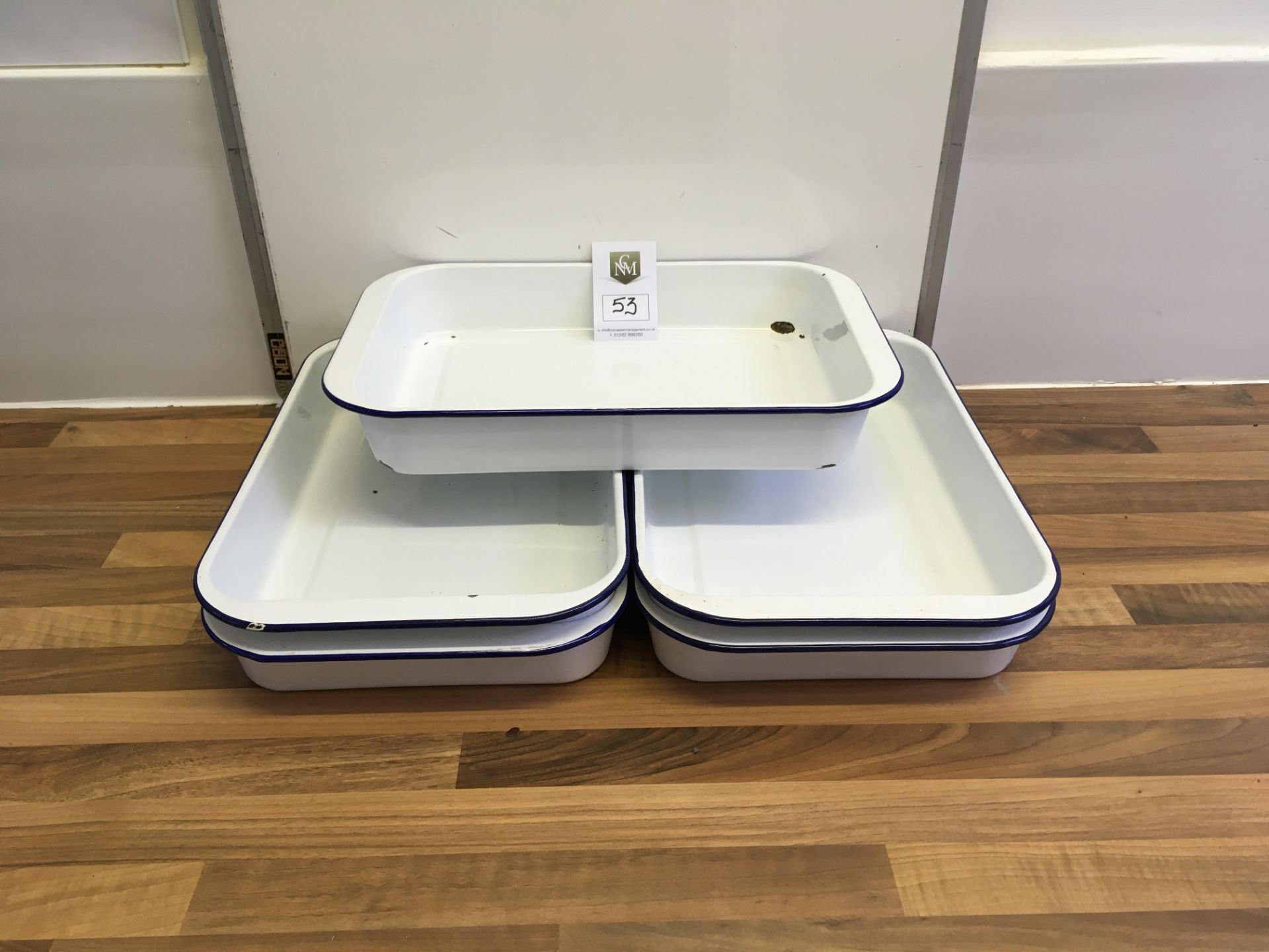 5 x Enamel Baking Trays