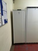 Gram K400 Upright Fridge