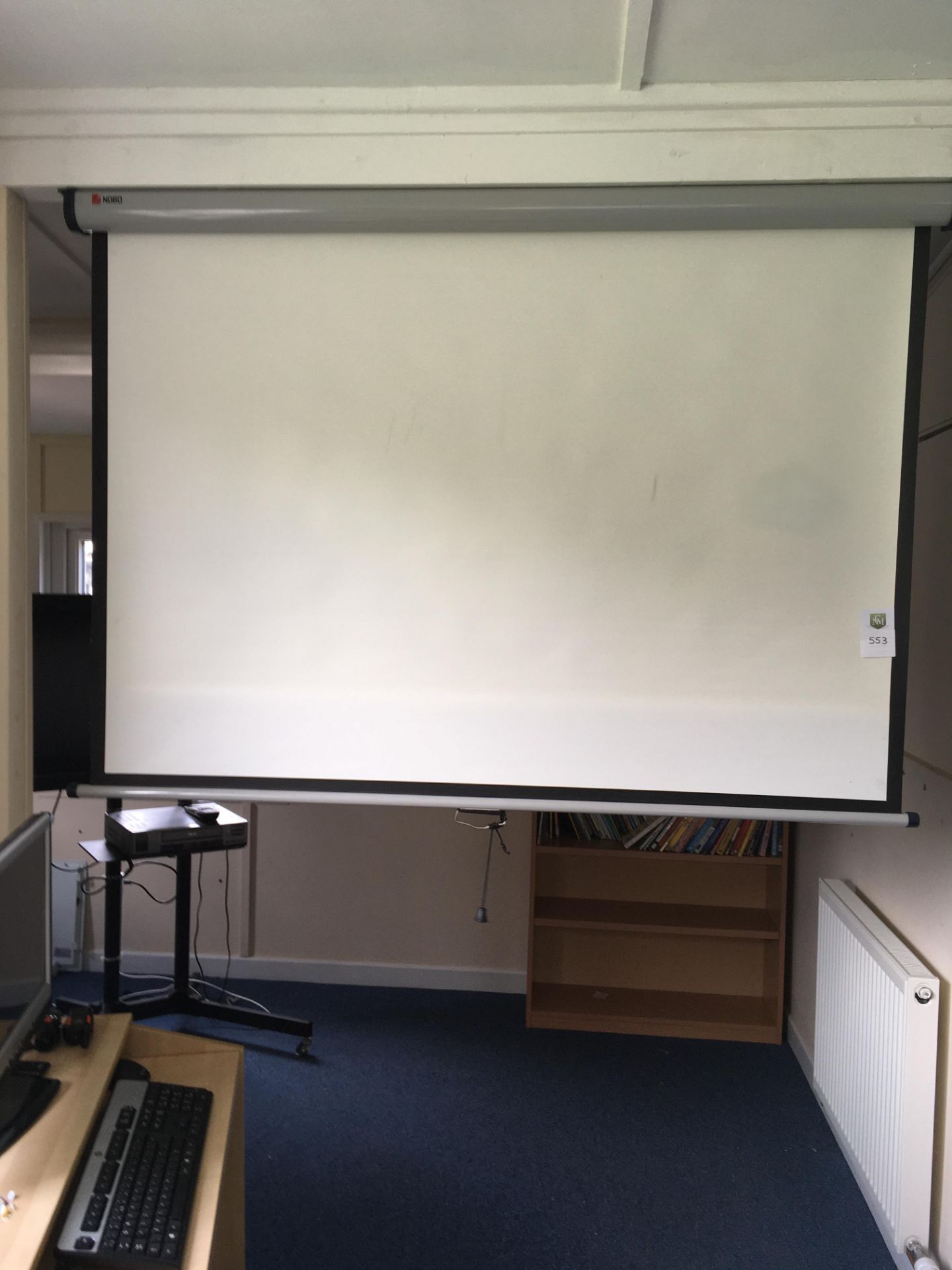 Nobo rollaway projector screen, 1480mm