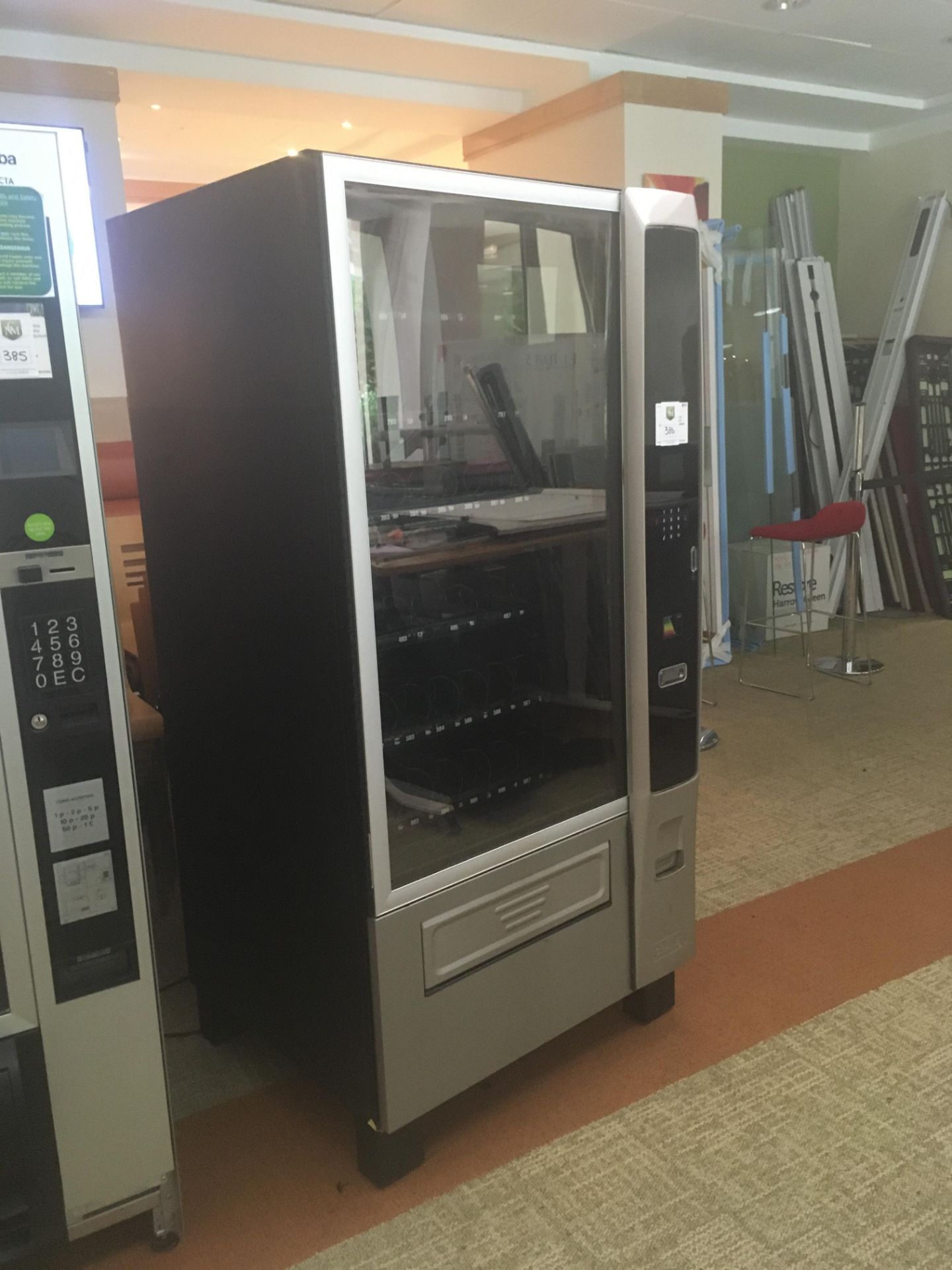 Crane Snack Vending Machine