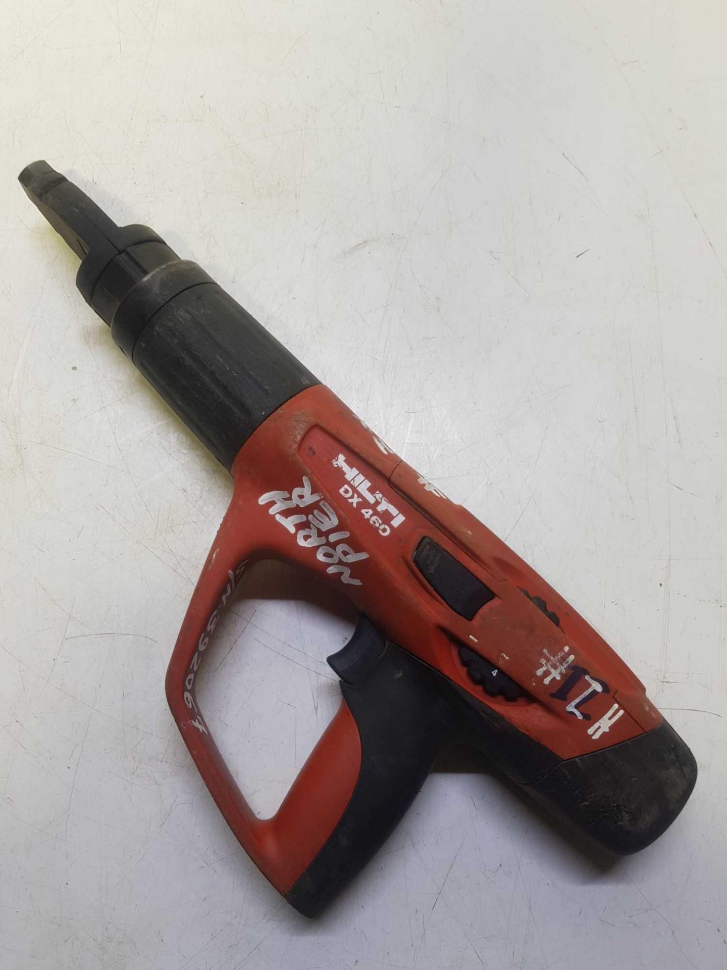 Hilti dx 460 powdered power gun