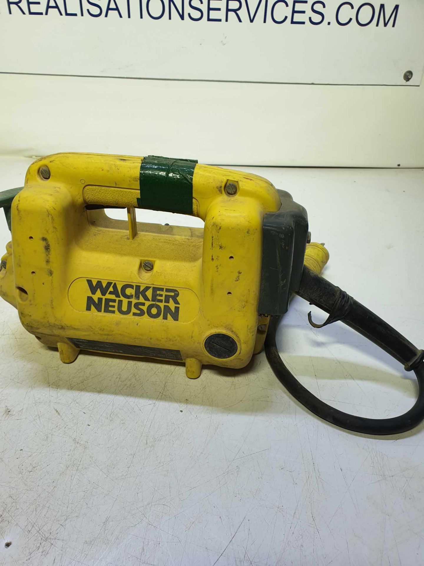 110v Wacker neuson concrete vibrating unit