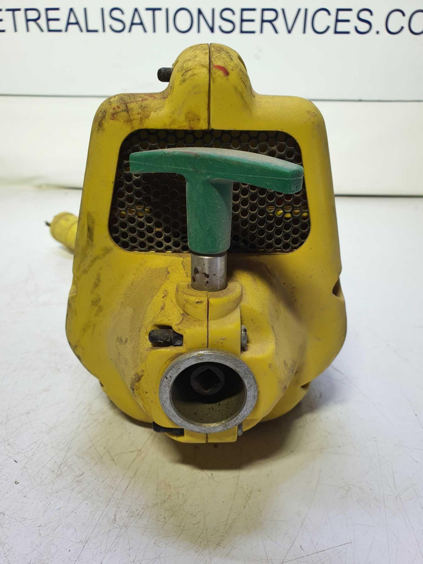 110v Wacker neuson concrete vibrating unit - Image 2 of 3