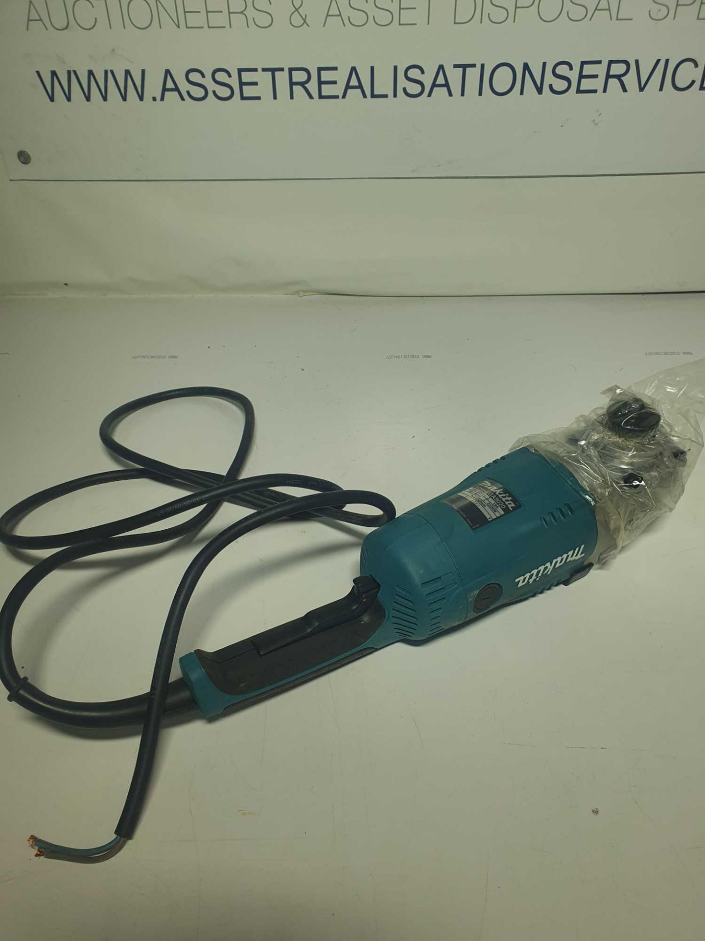 Makita angle grinder