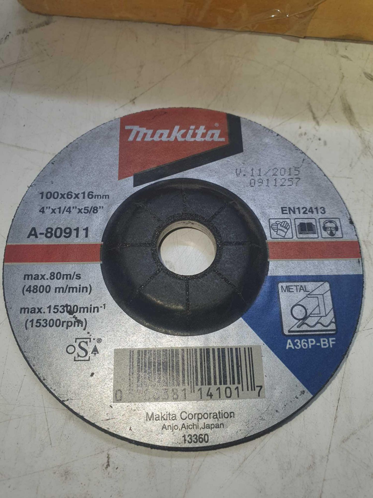 Makita grinding discs 24 - Image 2 of 2