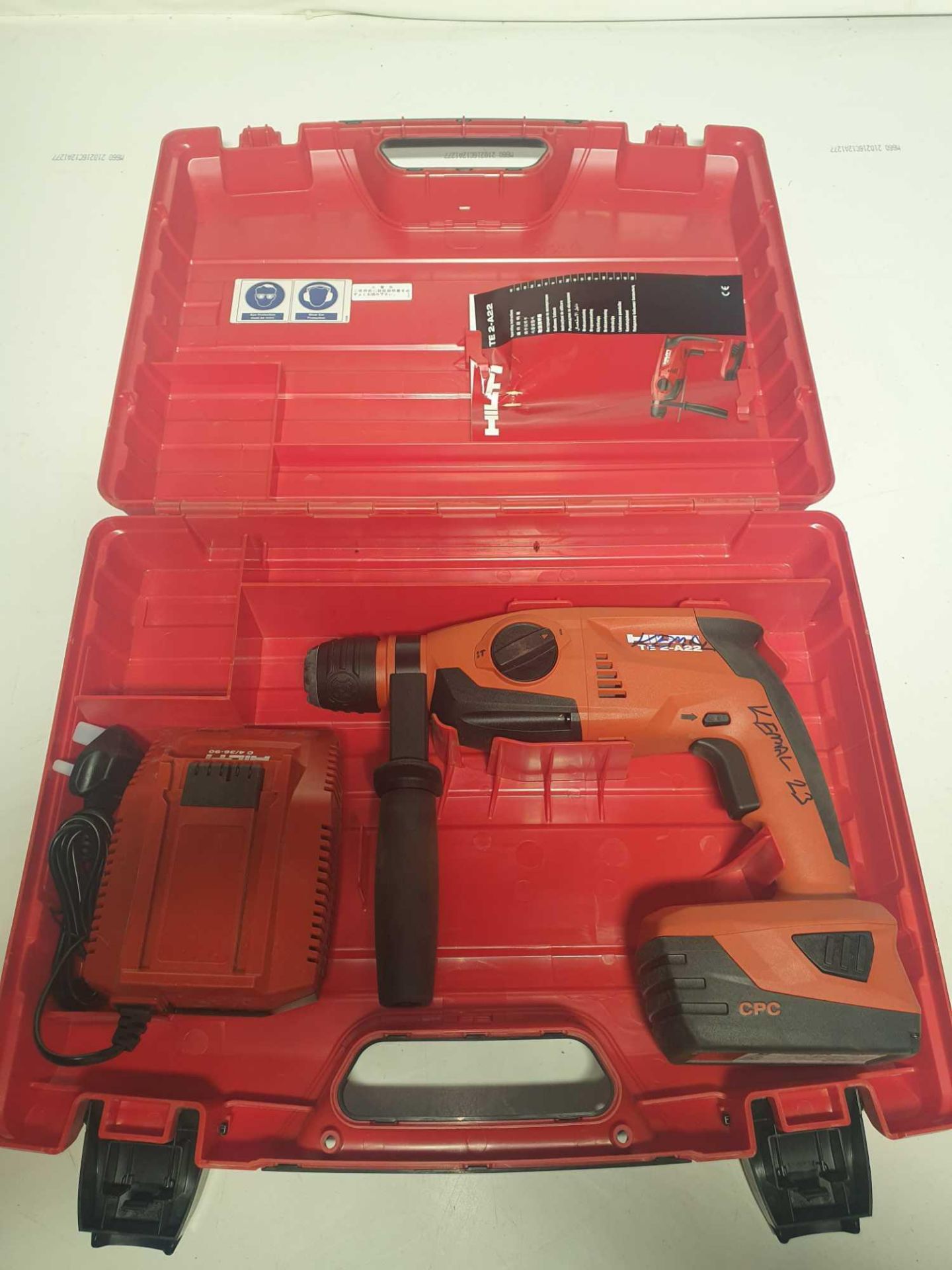 Hilti te 2-A22 cordless rotary hammer drill - Image 2 of 2