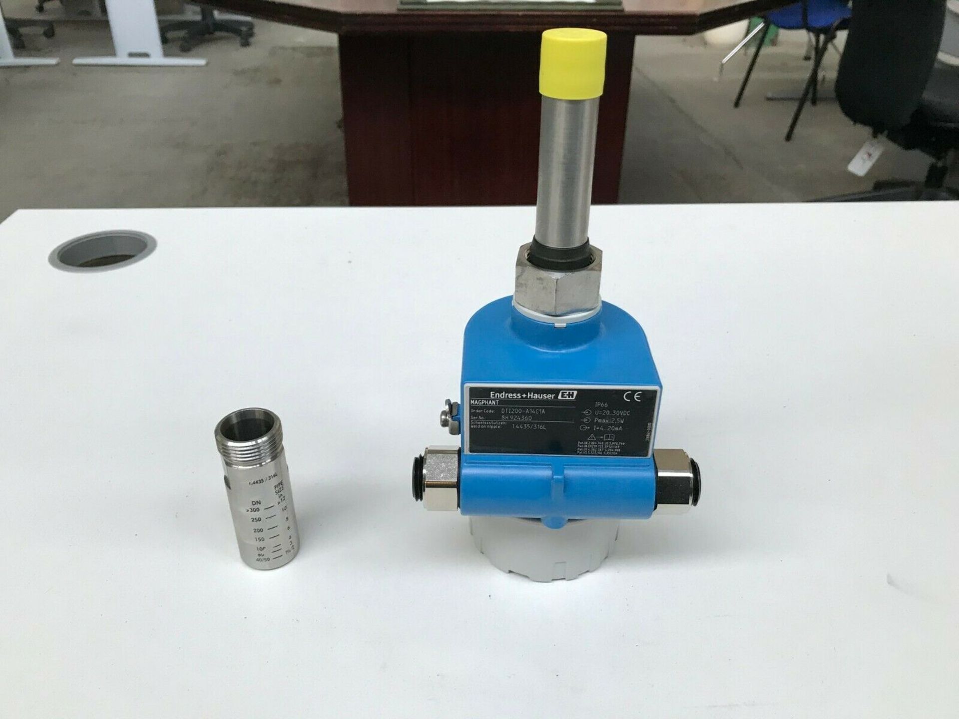 Endress + Hauser MAGPHANT DTI200 - A14C1A Electromagnetic Insertion Flowmeter