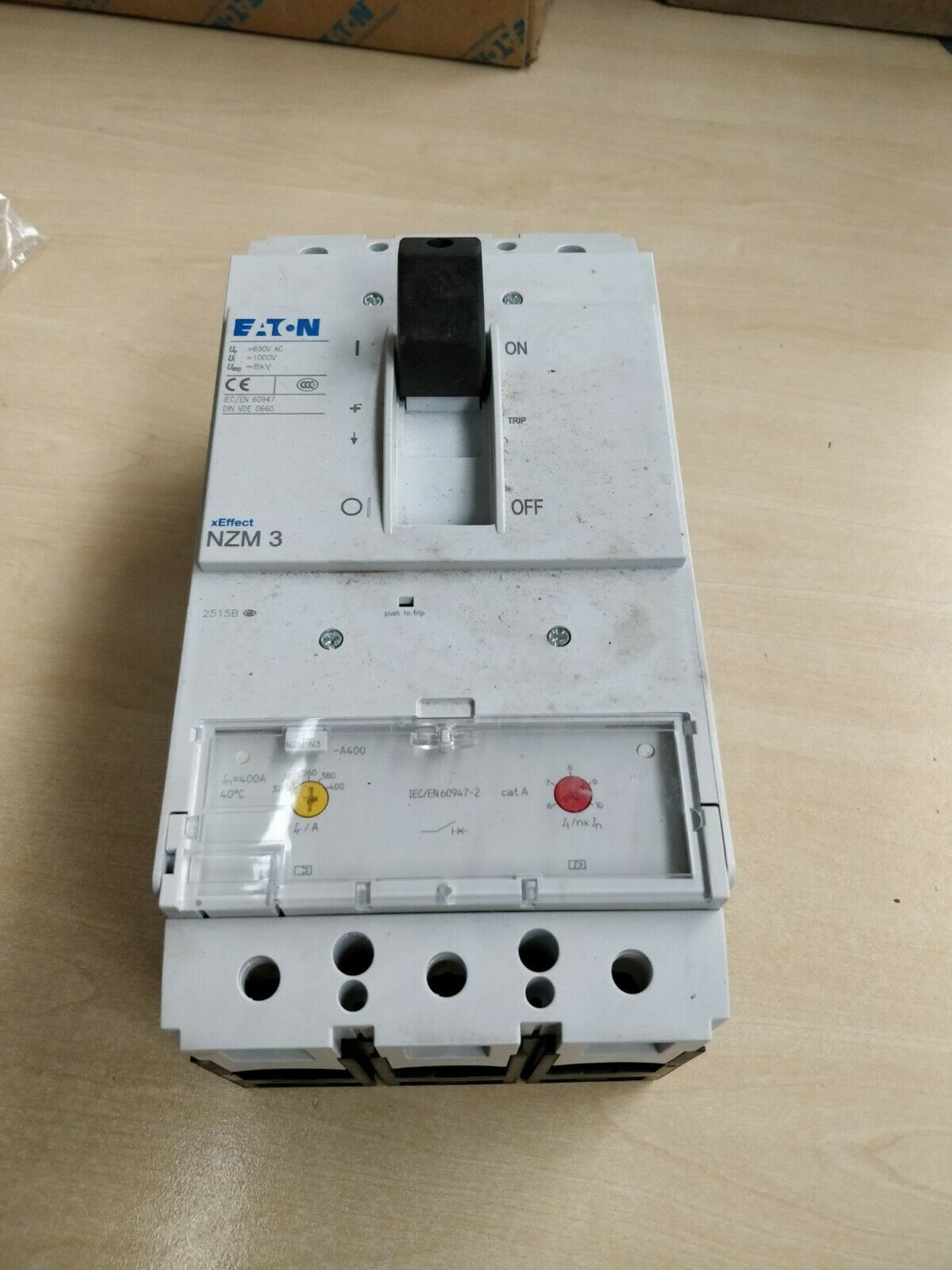 NZMN3-A400 109670 Eaton Moeller Circuit-breaker