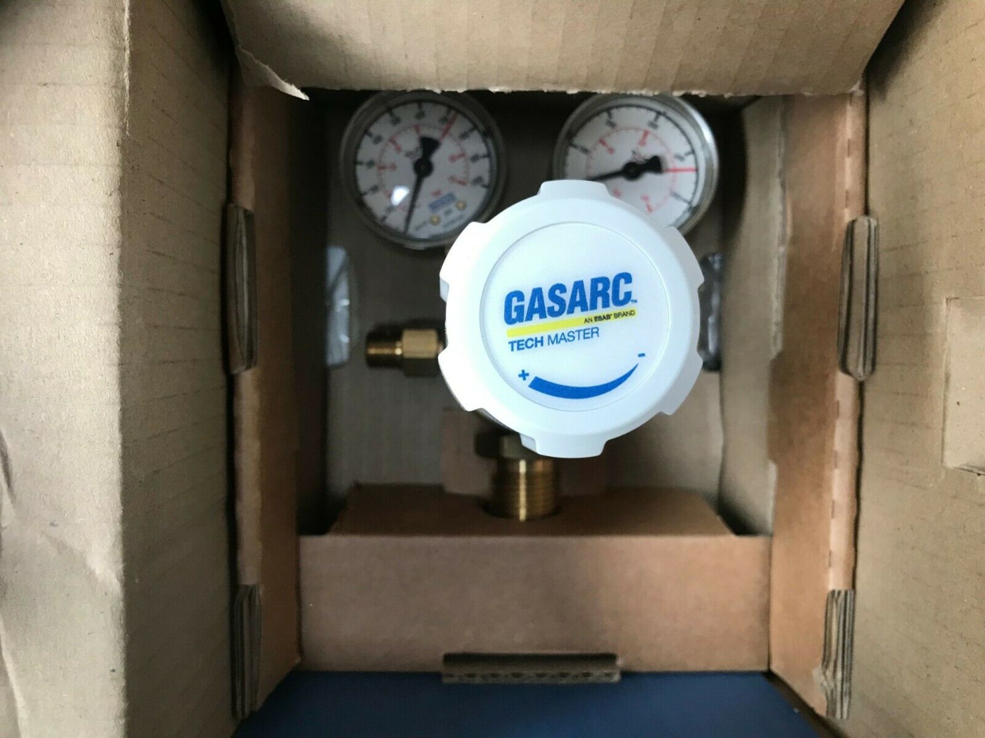 GASARC Techmaster GPS421 5 Port High Pressure Regulator - Image 2 of 2