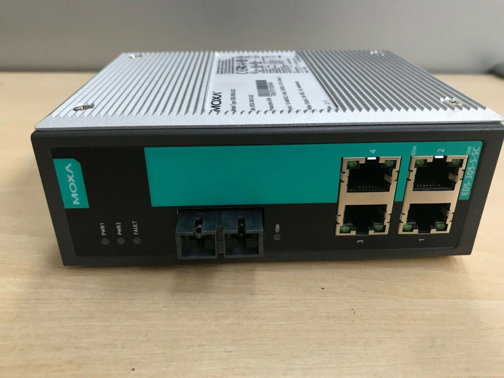 MOXA EDS-305-S-SC, Industrial Unmanaged Ethernet Switch - Image 2 of 4